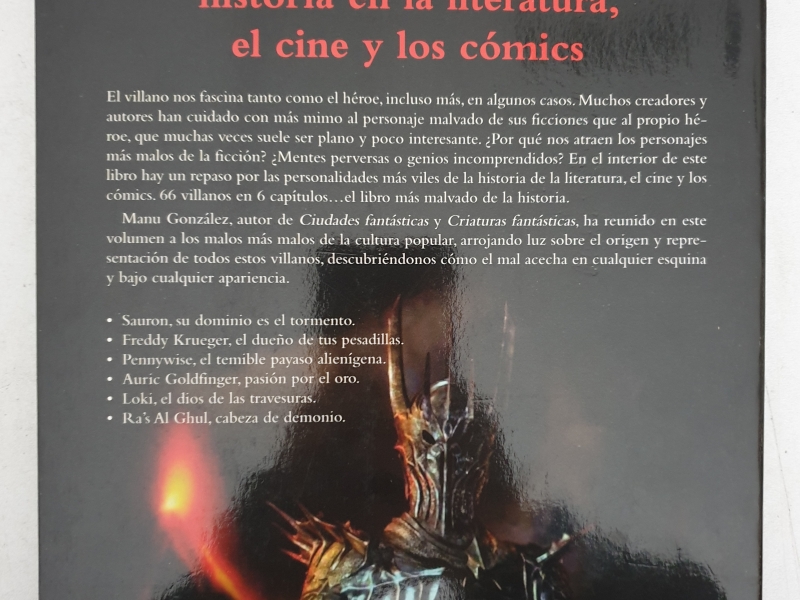 Manu González. Villanos fantásticos. Redbook (1007)
