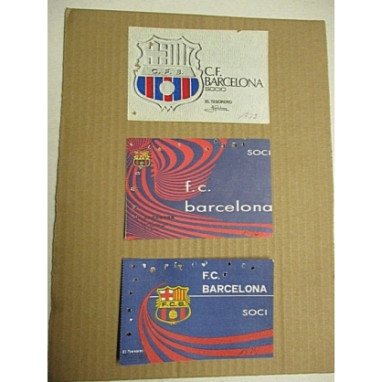 3 CARNETS SOCI DEL CLUB DE FÚTBOL BARCELONA (1972-1976-1979).